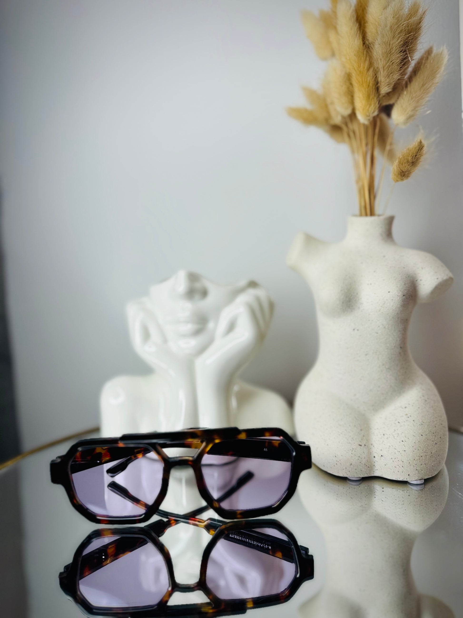 Iconic Soft Purpple Sunglass